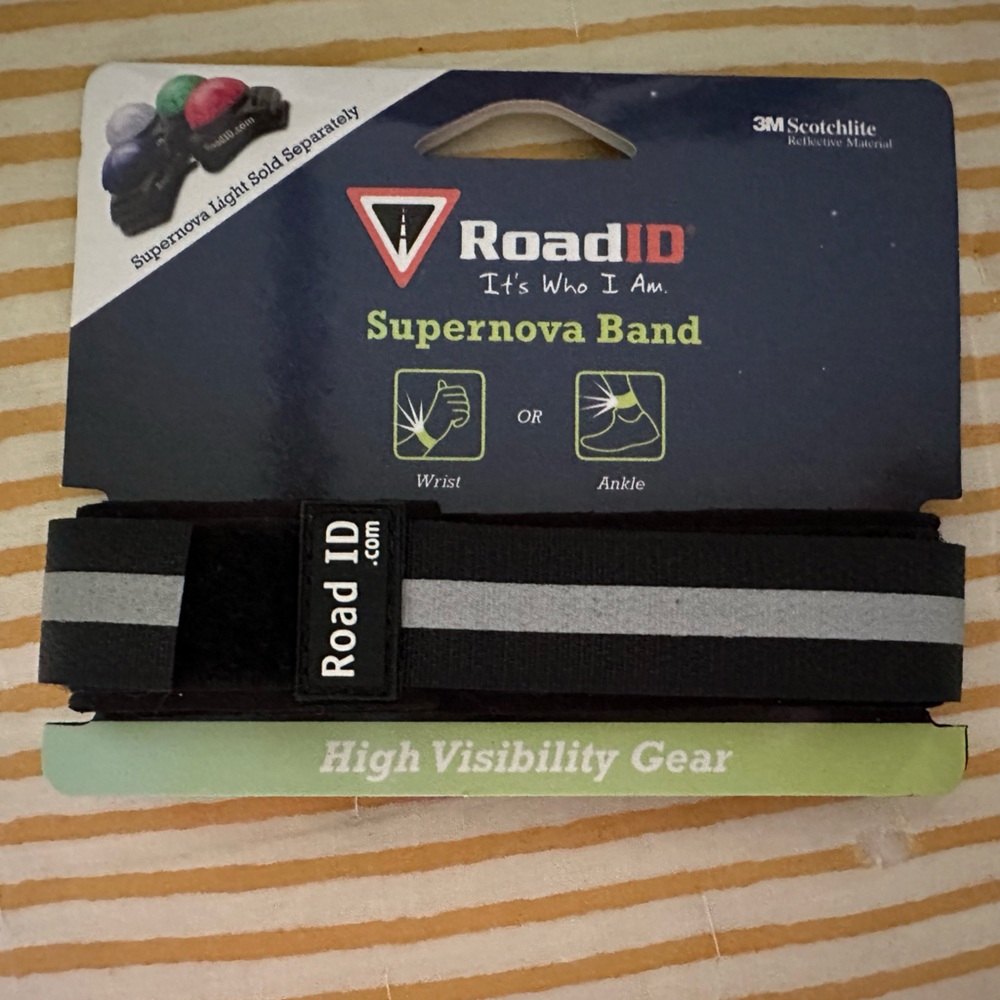 Road ID Supernova Band NWT